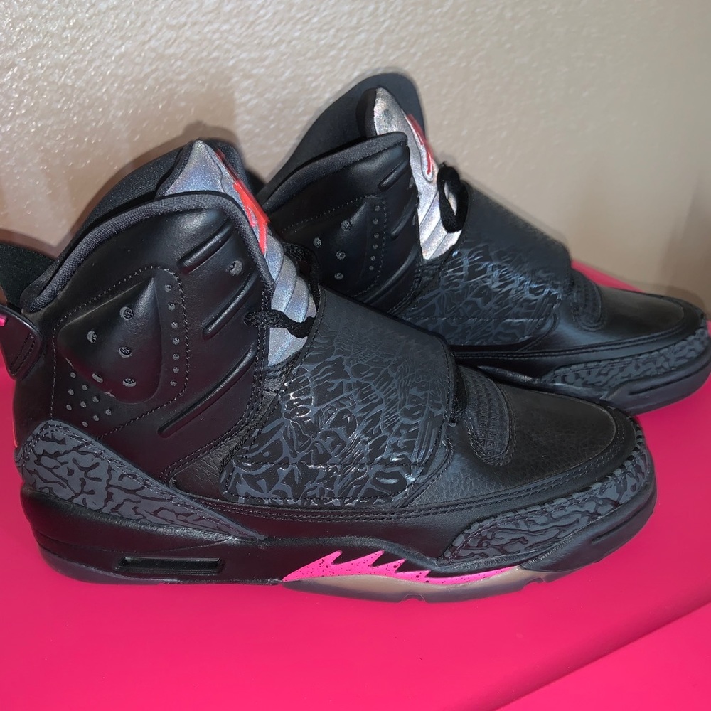 Nike Air Jordan’s 5Y sneakers